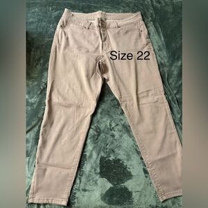 Maurices Women's Tan Skinny Jeans